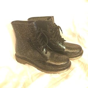 Circus by Sam Edelman black sparkle rainboots